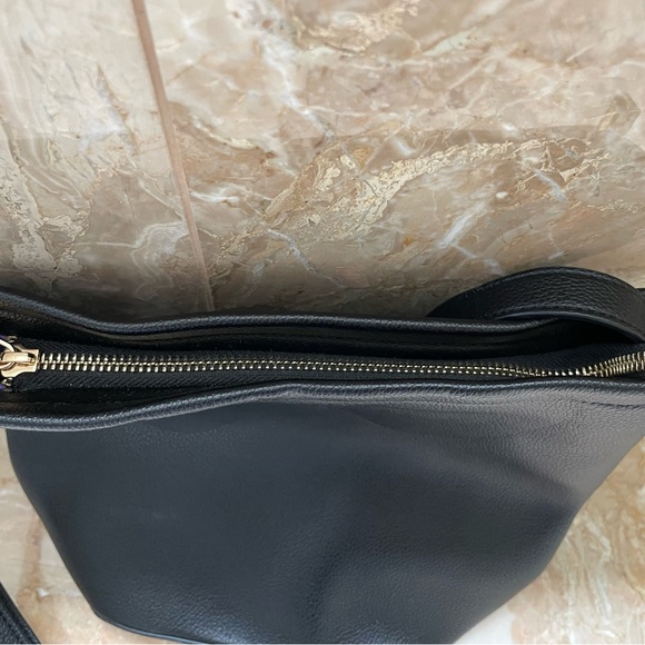 Ela Black Pebbled Leather Shoulder / Bucket Bag – Excellent Condition - Picture 4 of 5